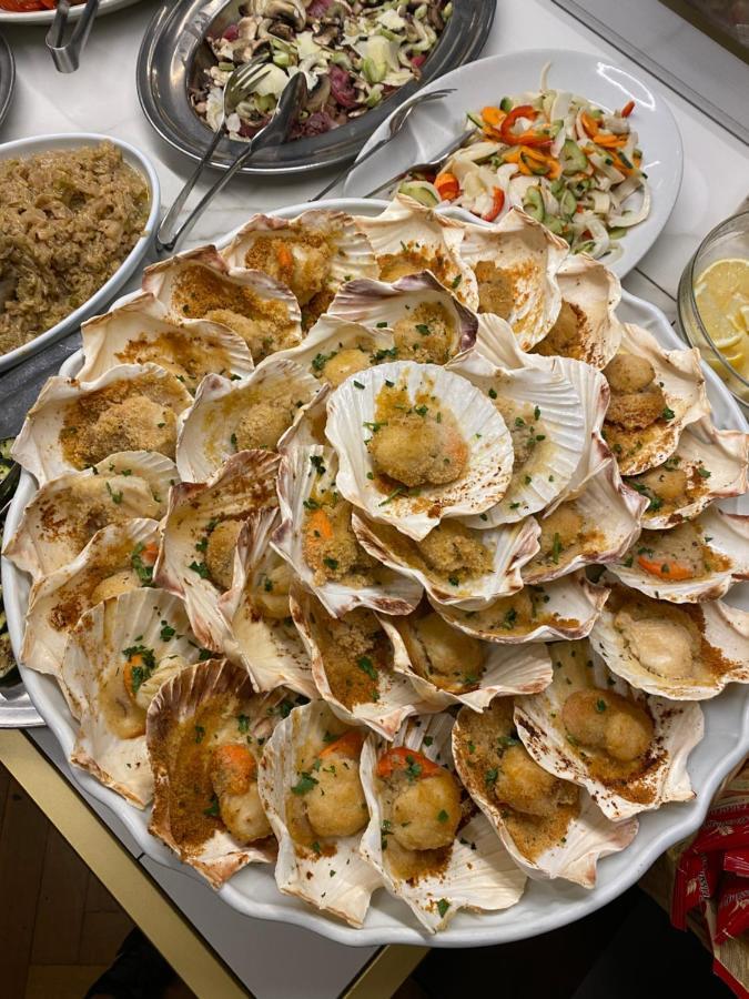 瑞鹤大酒店 萨尔索马焦雷泰尔梅 外观 照片